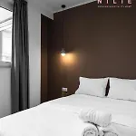 Bourn, Nilie Hospitality Mgmt 公寓